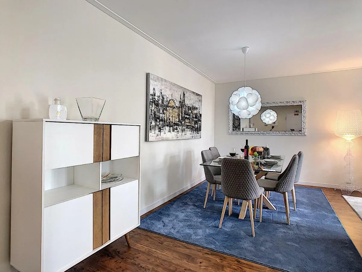 Gardenia Apartment By Lovelystay 푼샬